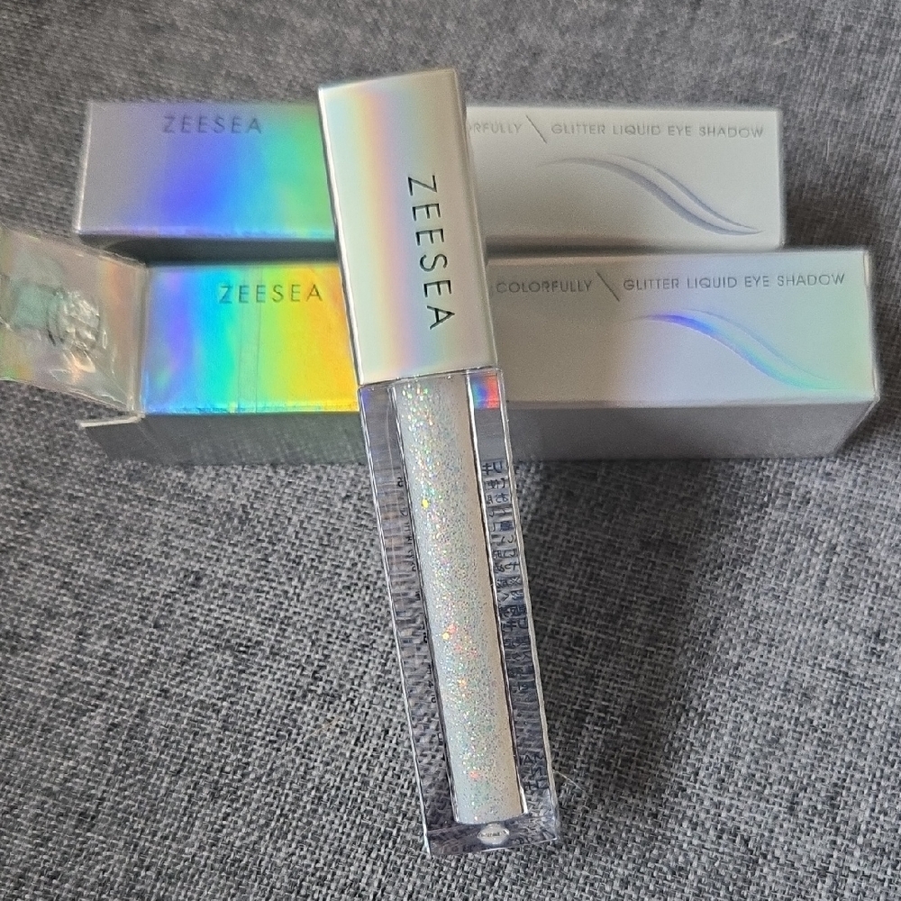 ZEESEA Glitter Liquid Eye Shadow